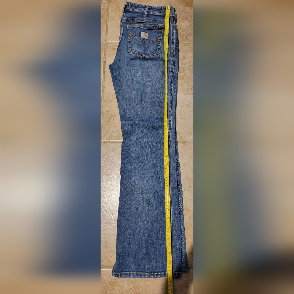 Cute Carhartt work jeans for women!